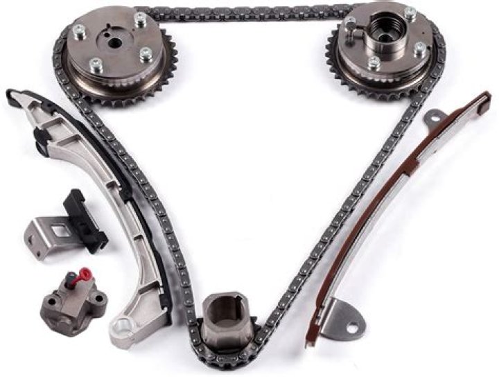 2010 toyota rav4 timing belt or chain