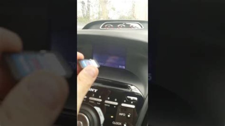 how to install ford navigation sd card