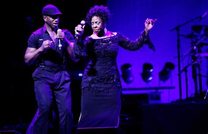 where does gladys knight live