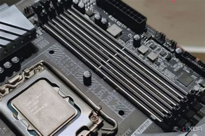 why does a motherboard sometimes support more than one front side bus speed